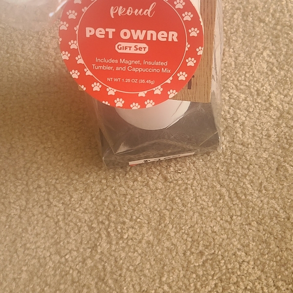 Brand new in package pet owner gift set - Picture 5 of 6